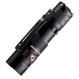 LINTERNA LED 800 LÚMENES